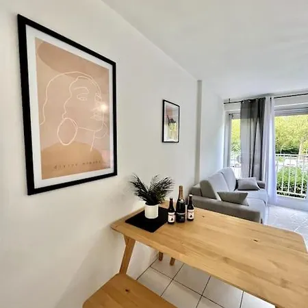 Le Cocon/studio/parking/confort/localisation Apartment